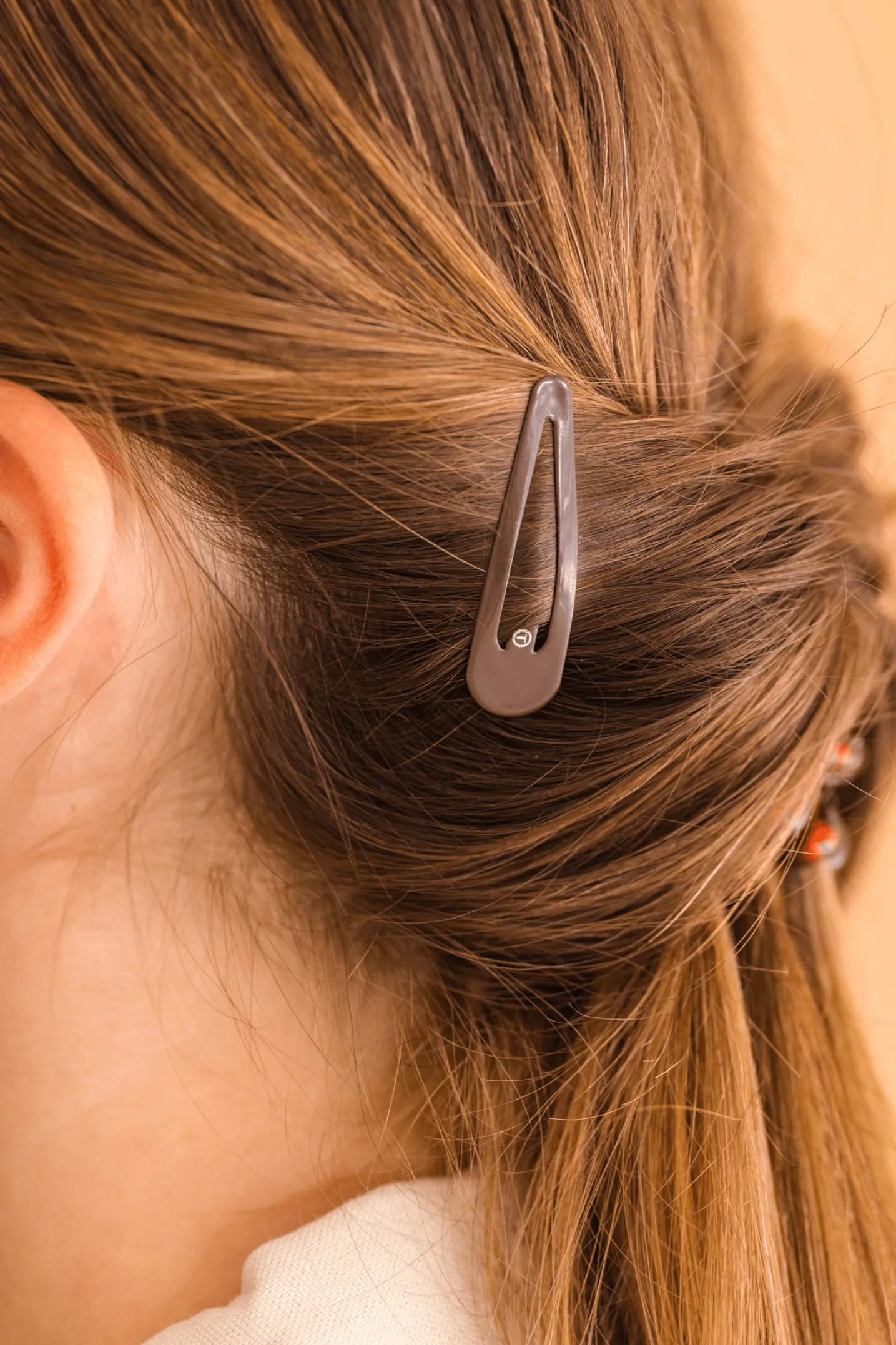 Brown Snap Clip (6Ct)