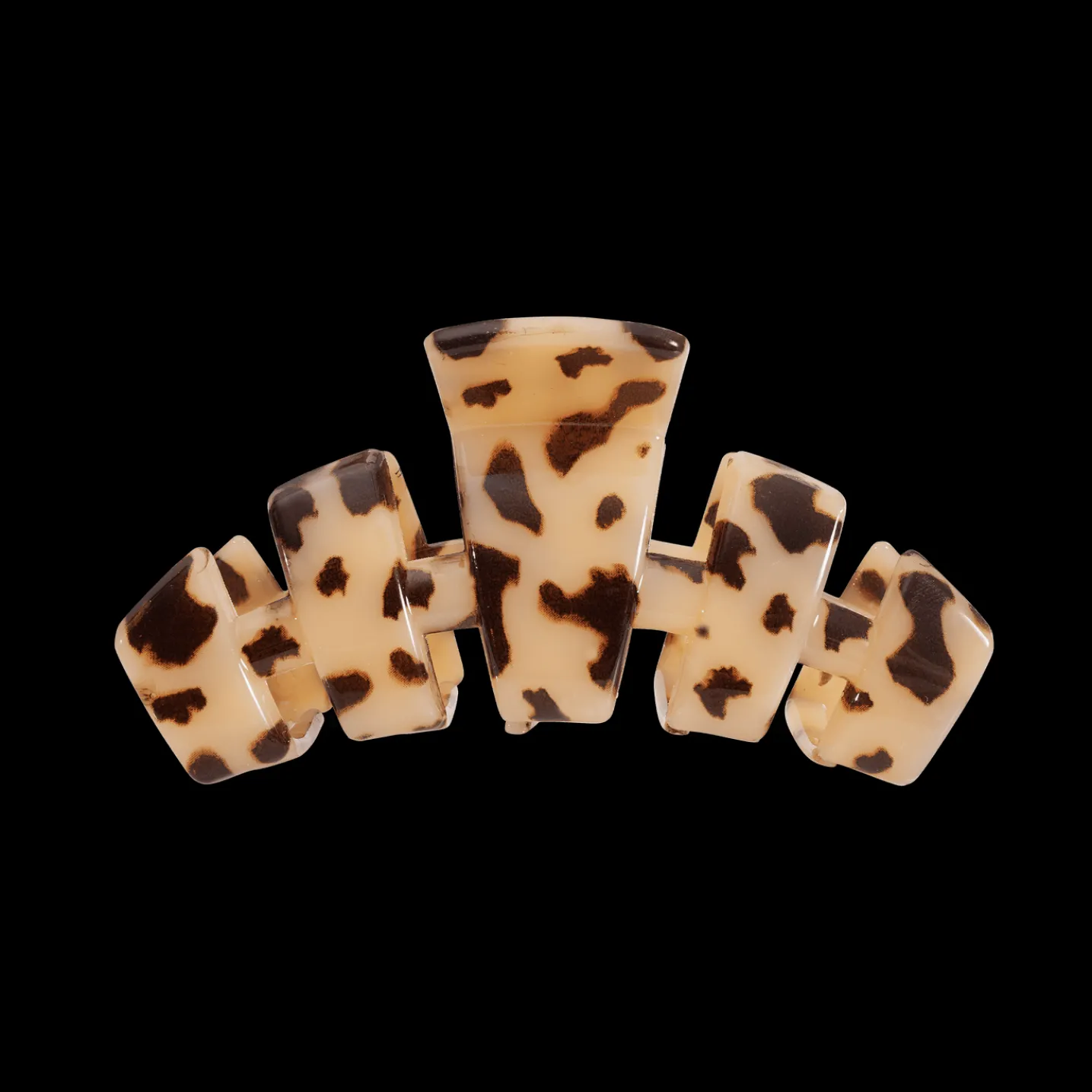 Classic Blonde Tortoise Medium Claw Hair Clip