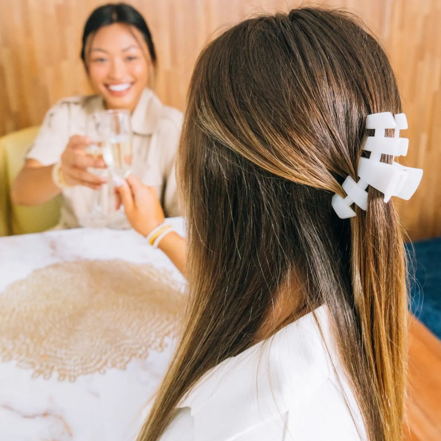 Classic Coconut White Medium Claw Hair Clip