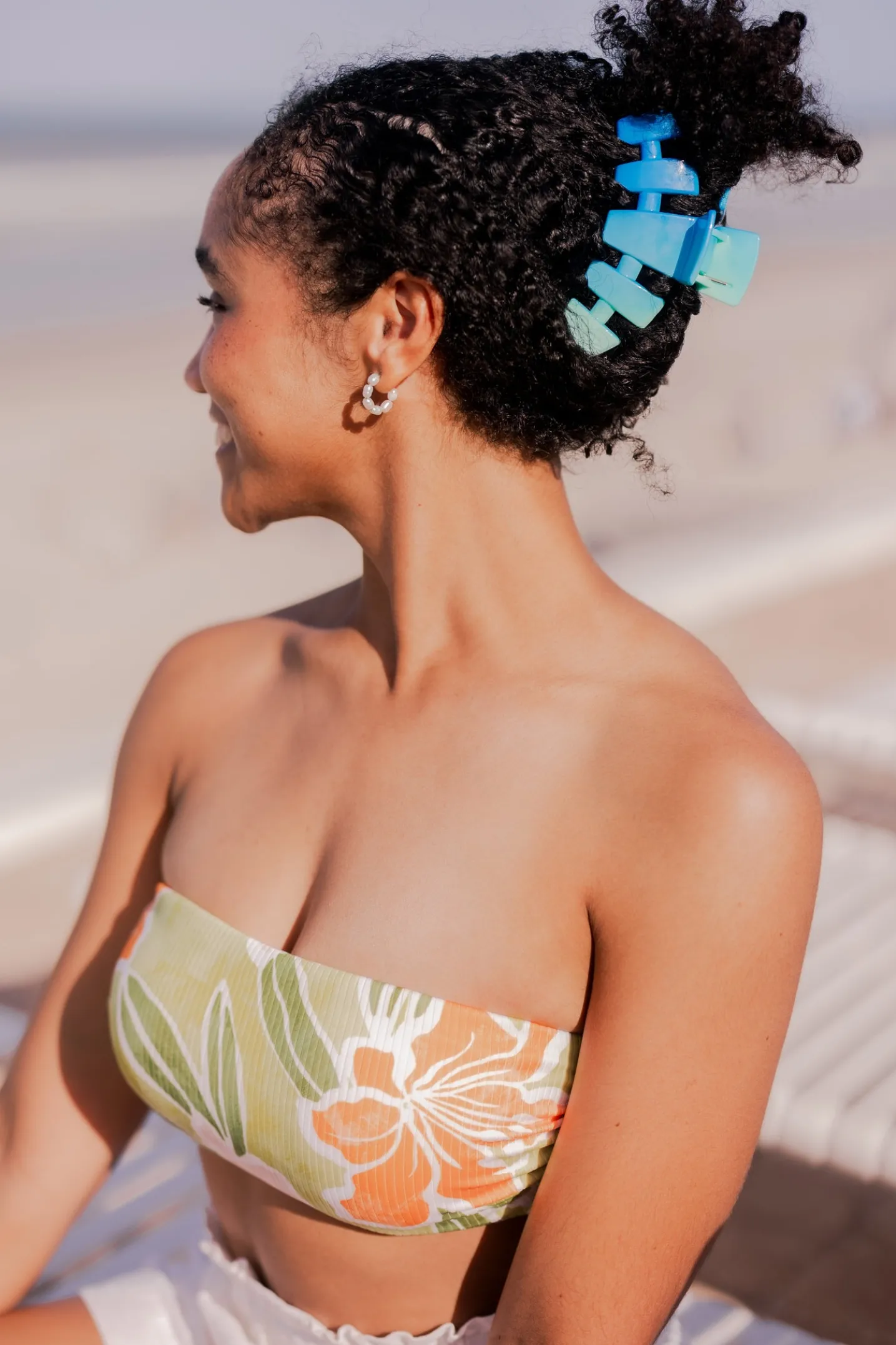 Classic Poolside Large Claw Hair Clip