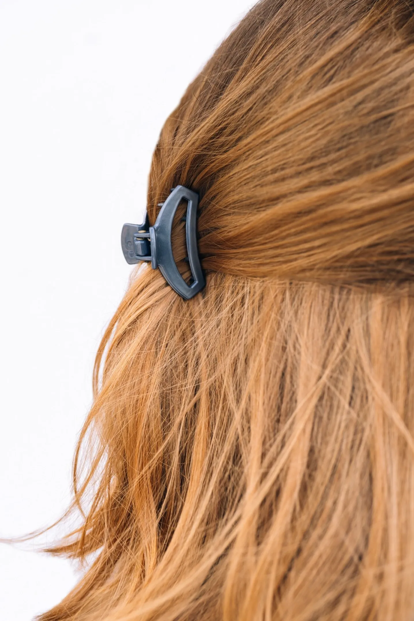 Open Hampton Bay Tiny Claw Hair Clip