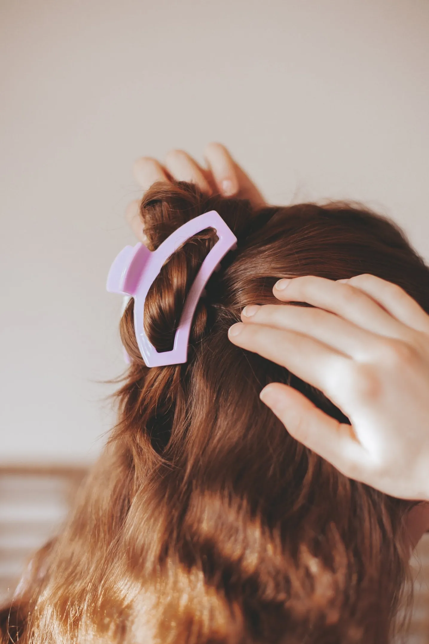 Open Lilac You Medium Claw Hair Clip