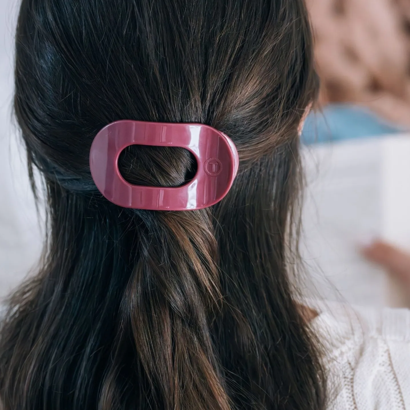 Wild Side Small Flat Round Hair Clip